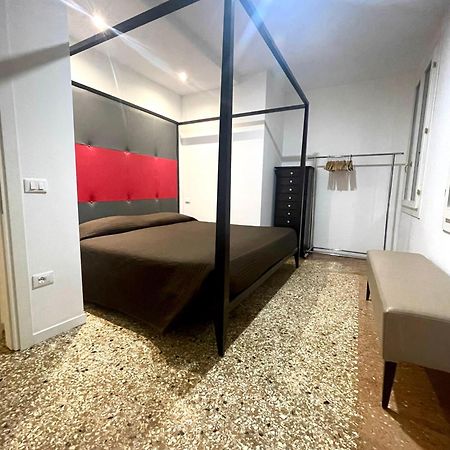 Royal Rialto Apartment - Grand Canal View Венеция Экстерьер фото