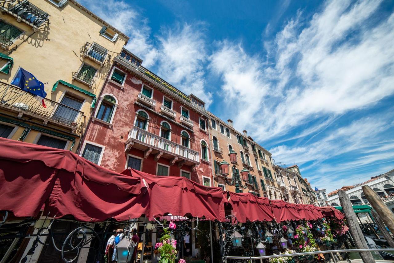 Royal Rialto Apartment - Grand Canal View Венеция Экстерьер фото