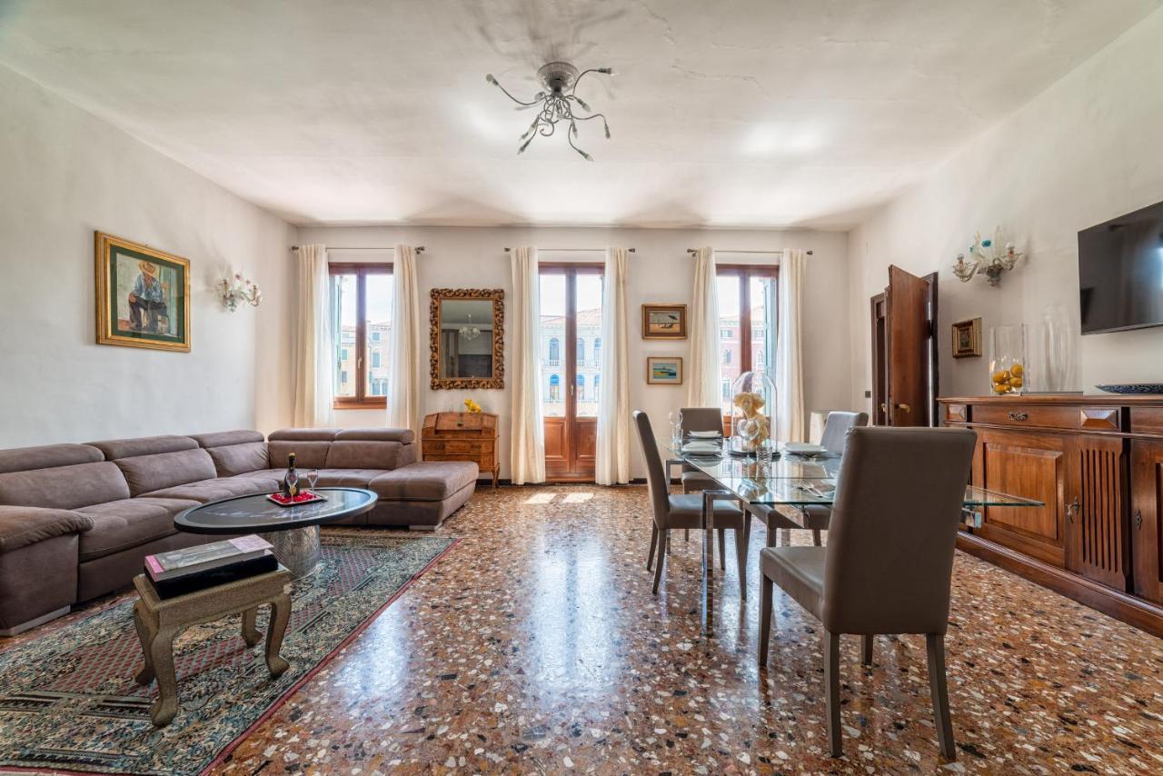 Royal Rialto Apartment - Grand Canal View Венеция Экстерьер фото