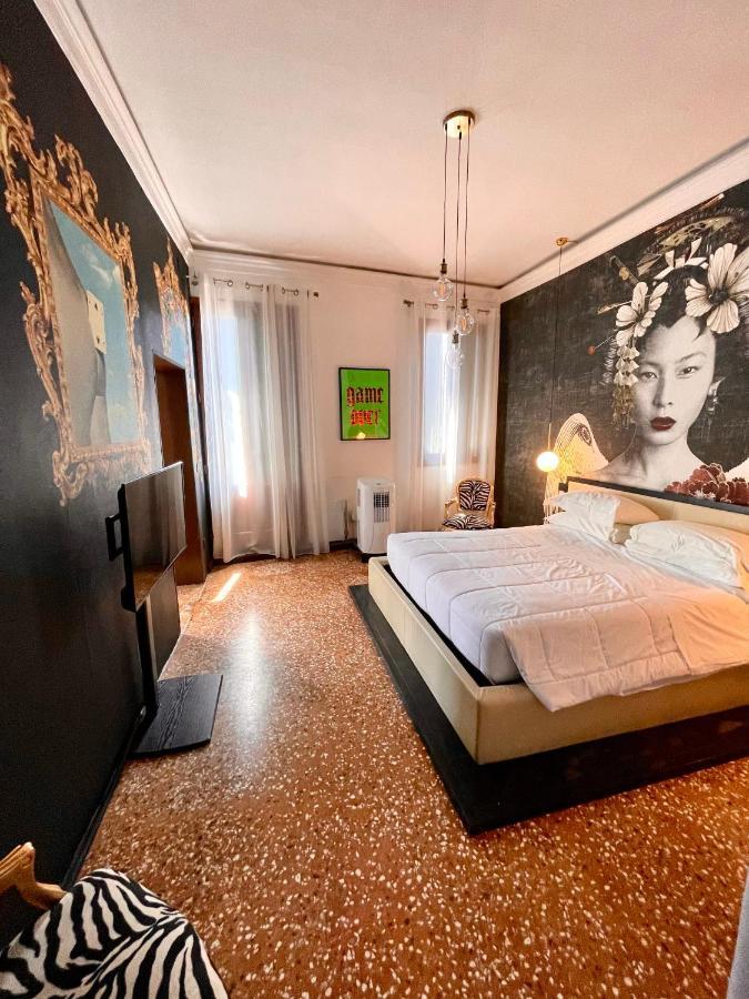 Royal Rialto Apartment - Grand Canal View Венеция Экстерьер фото