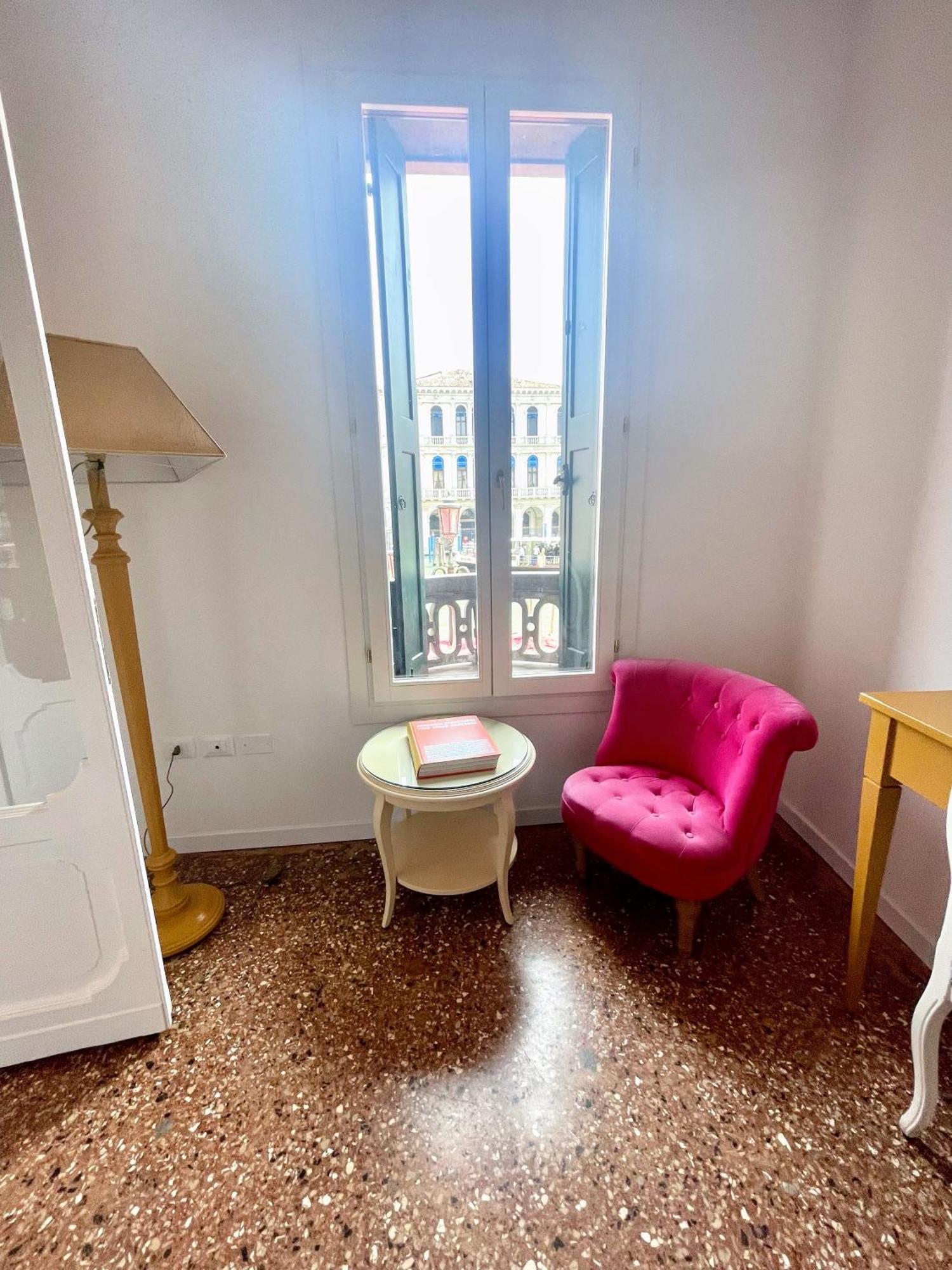 Royal Rialto Apartment - Grand Canal View Венеция Экстерьер фото